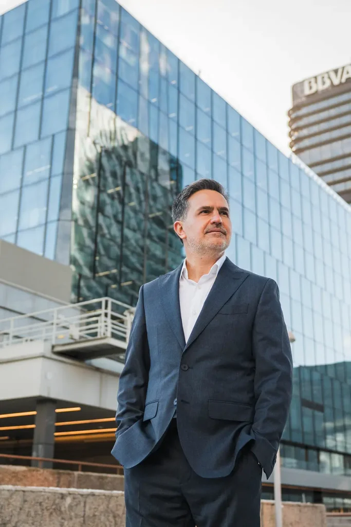 Criterio directivo. Liderazgo y toma de decisiones. Autor.